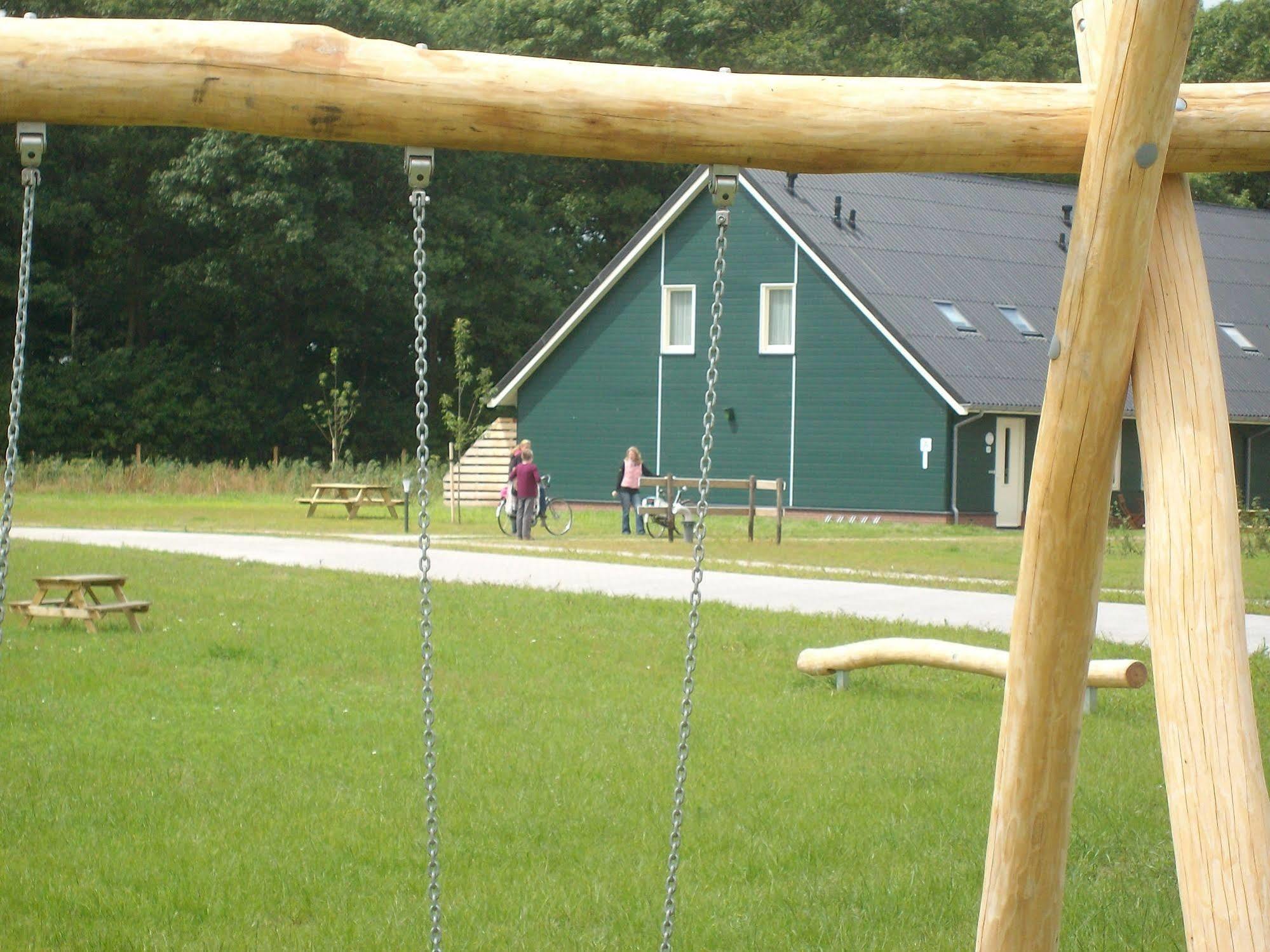 Horsetellerie Rheezerveen Hardenberg Luaran gambar