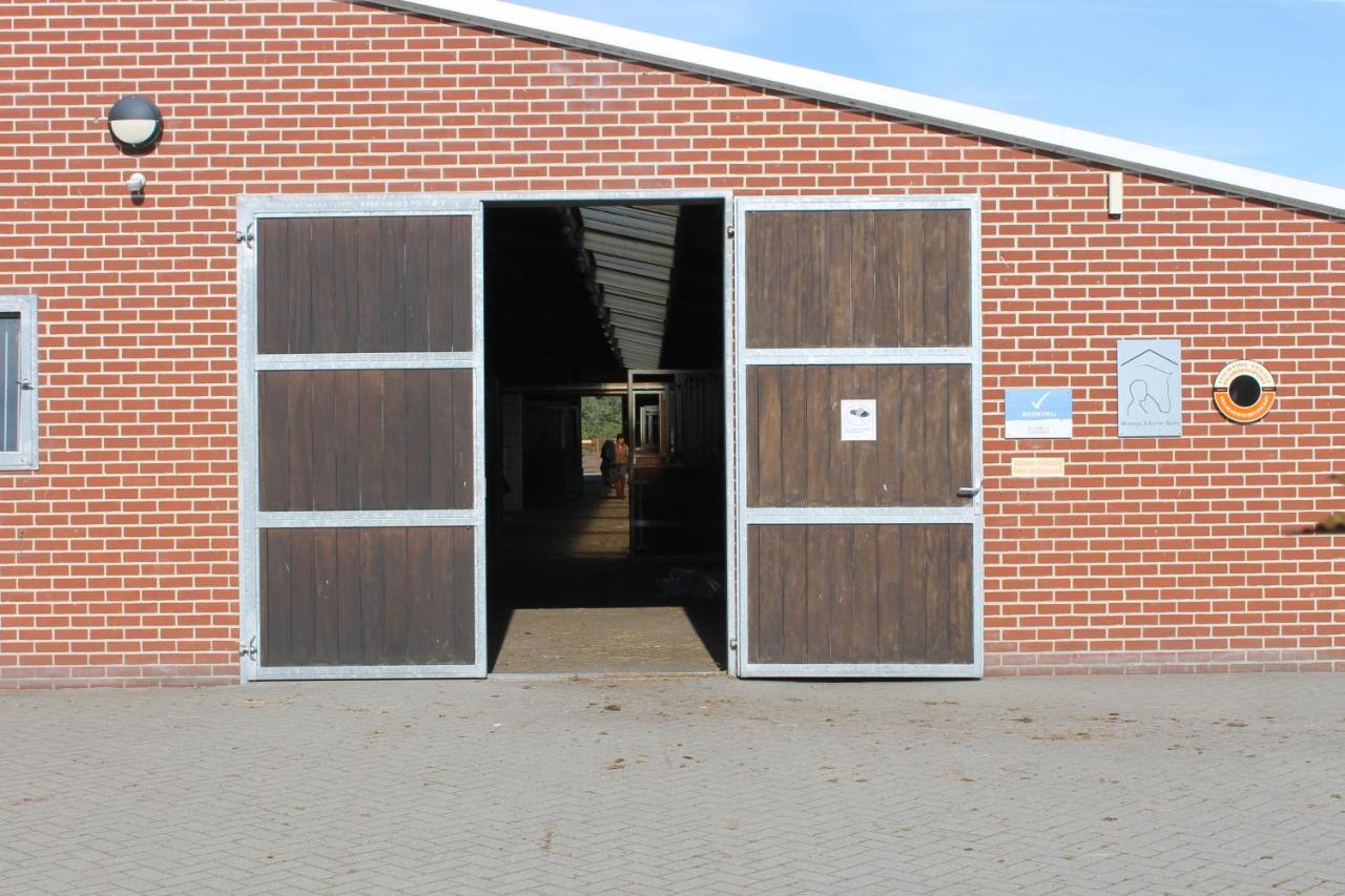 Horsetellerie Rheezerveen Hardenberg Luaran gambar